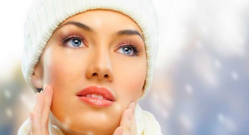Зимний экспресс-уход за кожей лица:  Очищение, питание и увлажнение со скидкой 60%.