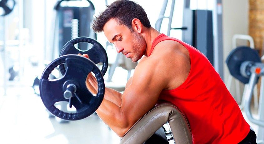 Подтянуть мышцы и привести себя в форму? Легко! Абонемент на 8 занятий по направлению фитнес-интенсив MEN со скидкой 60%.