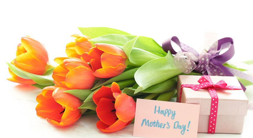 Недорогие букеты для самых дорогих людей! Цветы ко Дню матери от компании «Империя Роз» со скидкой 50%.