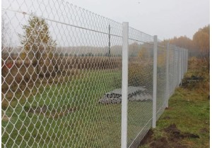Забор из сетки рабицы в натяжку 1,8 м