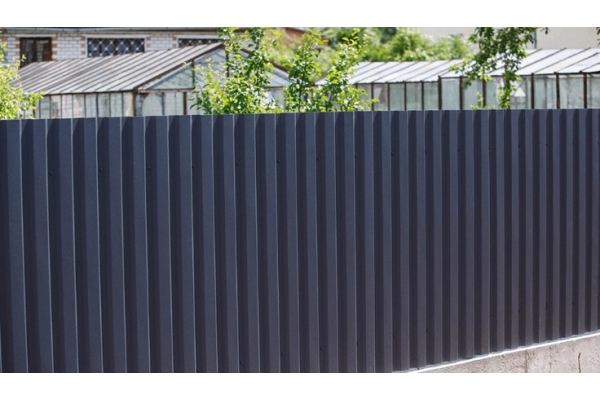 Забор из профлиста 2.00 м С14 с односторонним полимерным покрытием 