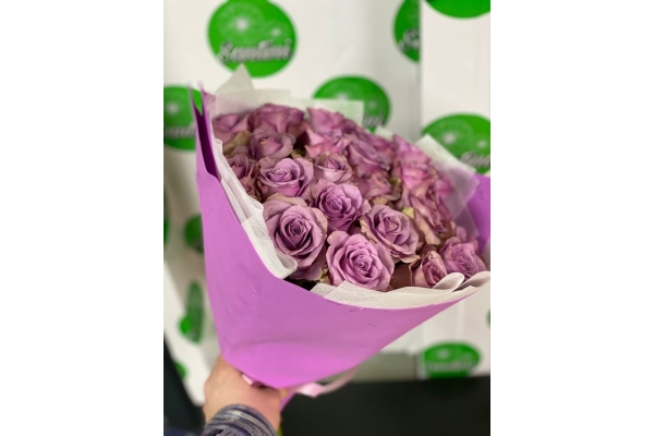 Букет 25 фиолетовых роз