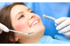 Удаление наддесневых и поддесневых зубных отложений ручным методом