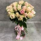 Букет цветов (25 нежных роз)