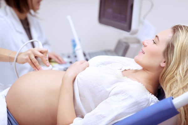 УЗИ при беременности: как часто нужно делать и какие показатели важны?