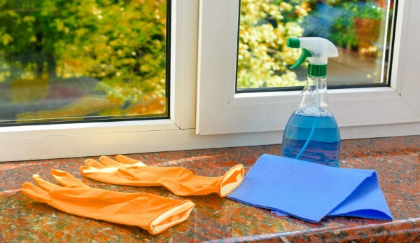 Правильный уход за пластиковыми окнами в домашних условиях