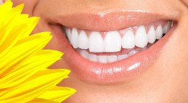 -50% на отбеливание зубов Amazing White