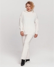 Костюм женский кофта и штаны белого цвета