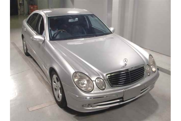 Mercedes-Benz E-CLASS 211065C - 2003 год
