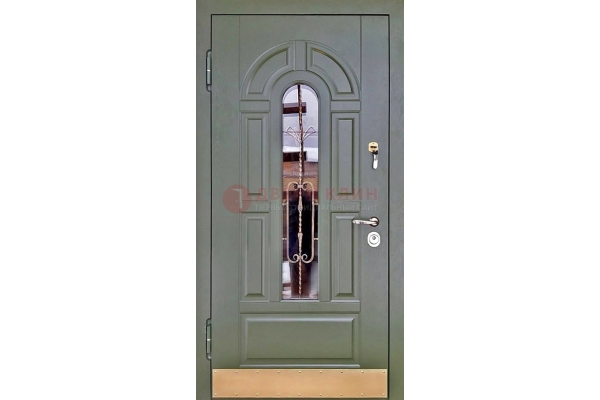 Входная дверь с терморазрывом в зеленом цвете ДСК-121