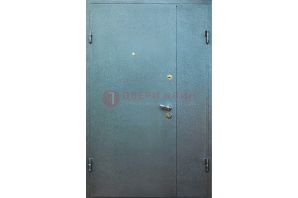 Серая тамбурная дверь ДТМ-34