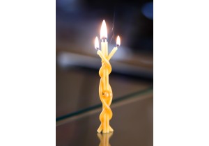 Заговор на две скрученные свечи