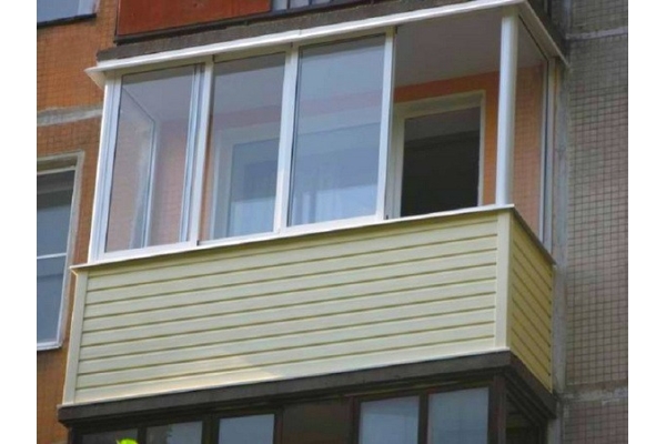 Остекление балконов в панельном доме