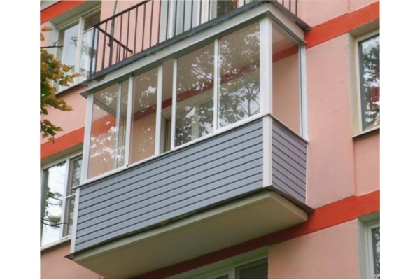 Замена остекления балкона