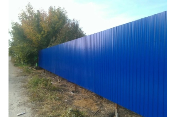 Забор из профлиста 1,5 м С14 с односторонним полимерным покрытием 