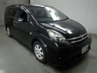 Toyota ISIS ZGM10W - 2011 год