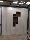 Распашной 3-х секционный шкаф из крашеного МДФ