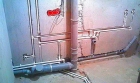 Укладка труб системы отопления в штробе (бетон)
